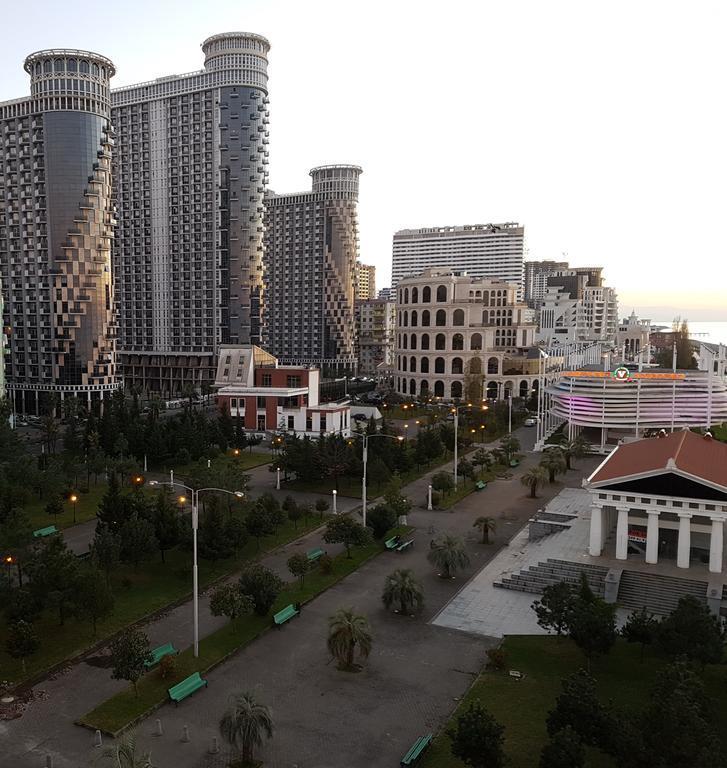 Orbi Towers Rooms Batumi Exterior photo
